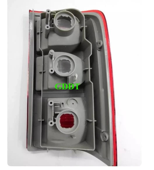 1 Piece Rear Lamp for Nissan Patrol Y61 GR Small Model Stop Light GDDT GDDT for Y61 Choose Left or Right