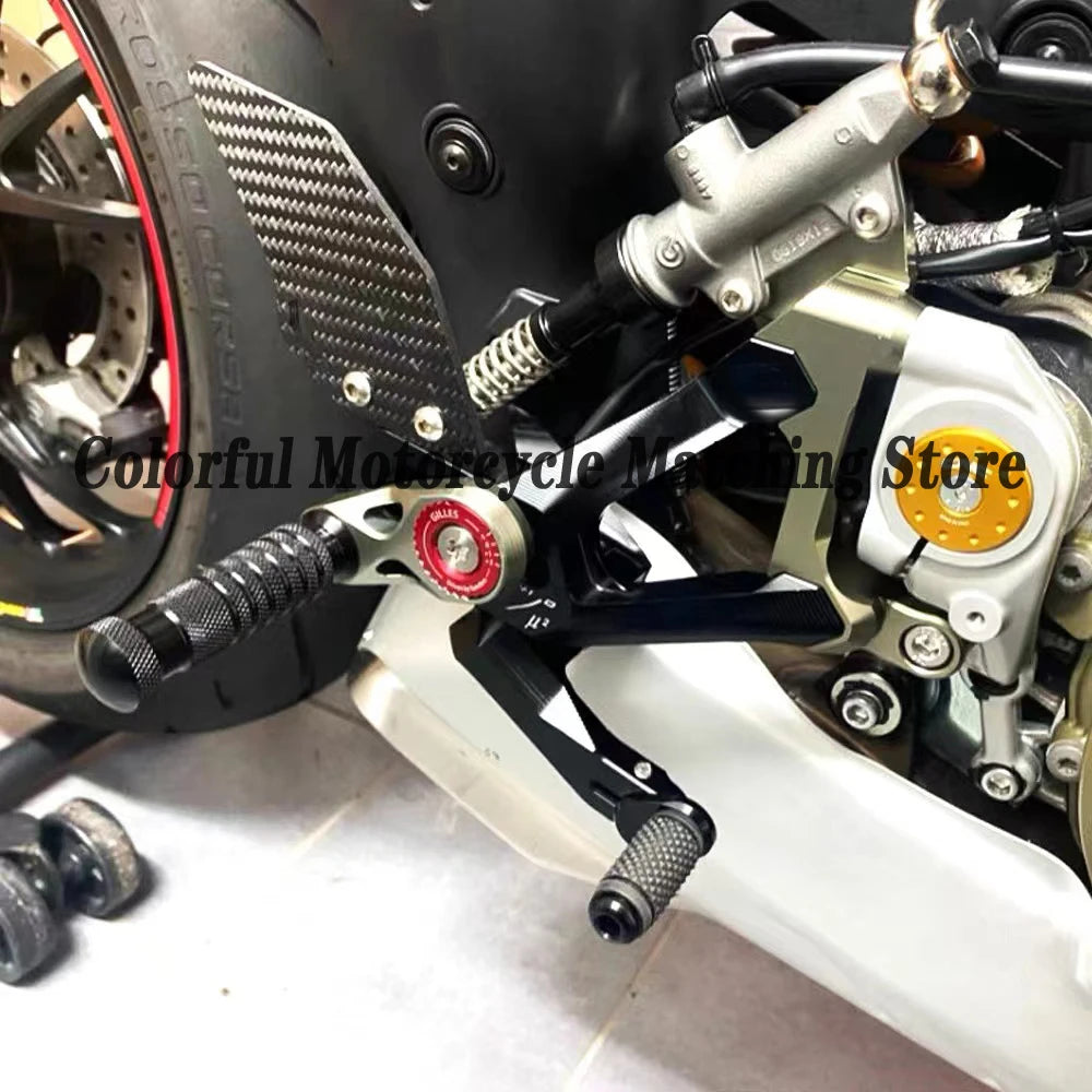 Motorcycle Adjustable Rearset Footrest Foot Pegs Pedal For DUCATI Panigale V4 V4S V4R 2018-2023