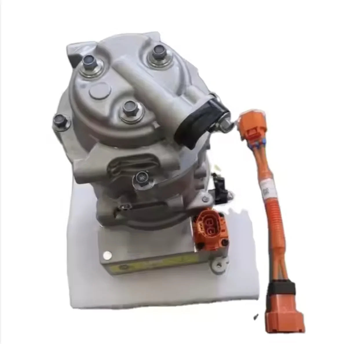 Bainel Car Compressor Automotive A/C System Air Conditioning Compressor EM2E-8103020A for BYD Dolphin Yuan Plus BYD ATTO 3