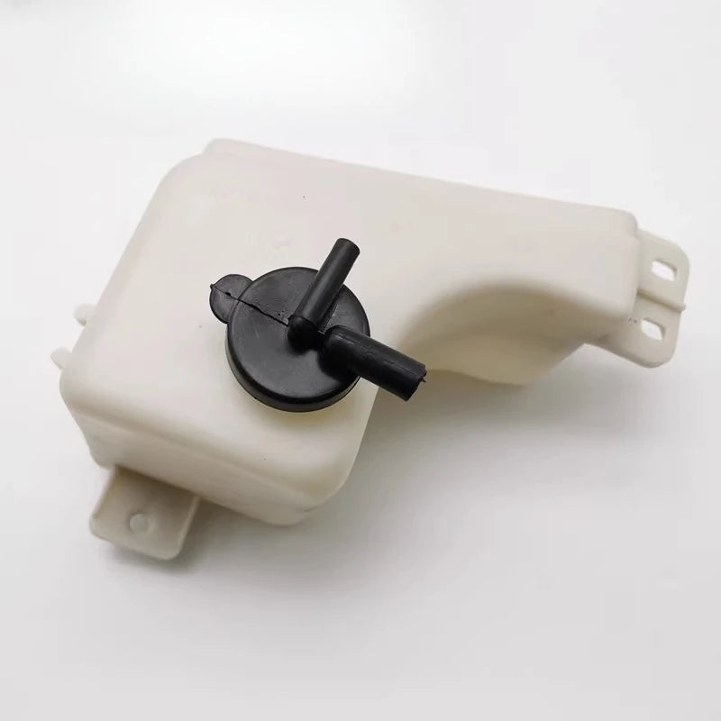 F3-1311100-C2 Coolant Overflow Bottle Expansion Tank Reservoir Tank Assembly for BYD F3 G3 F3R L3  EQEA-1311010