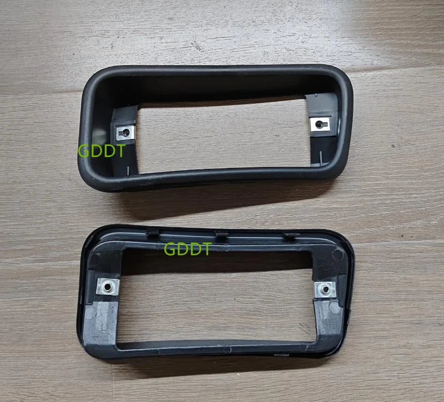 1 Piece Rear Bumper Lamp Cover for Nissan Patrol Y61 Rear Bumper Light Frame for Y61 Bumper Cover Signal Lamp Cover