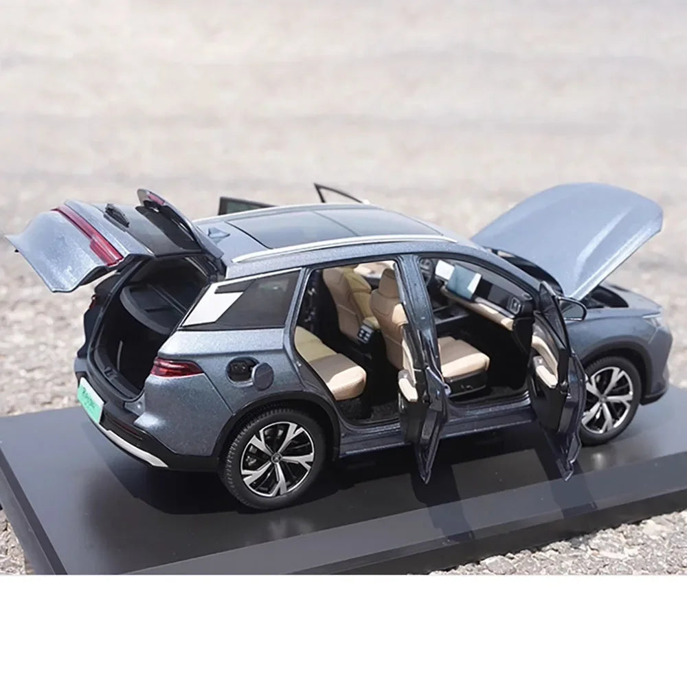 High Simulation 1:18 Original BYD Song Pro DM-i Second Generation Hybrid SUV Alloy Static Display Model