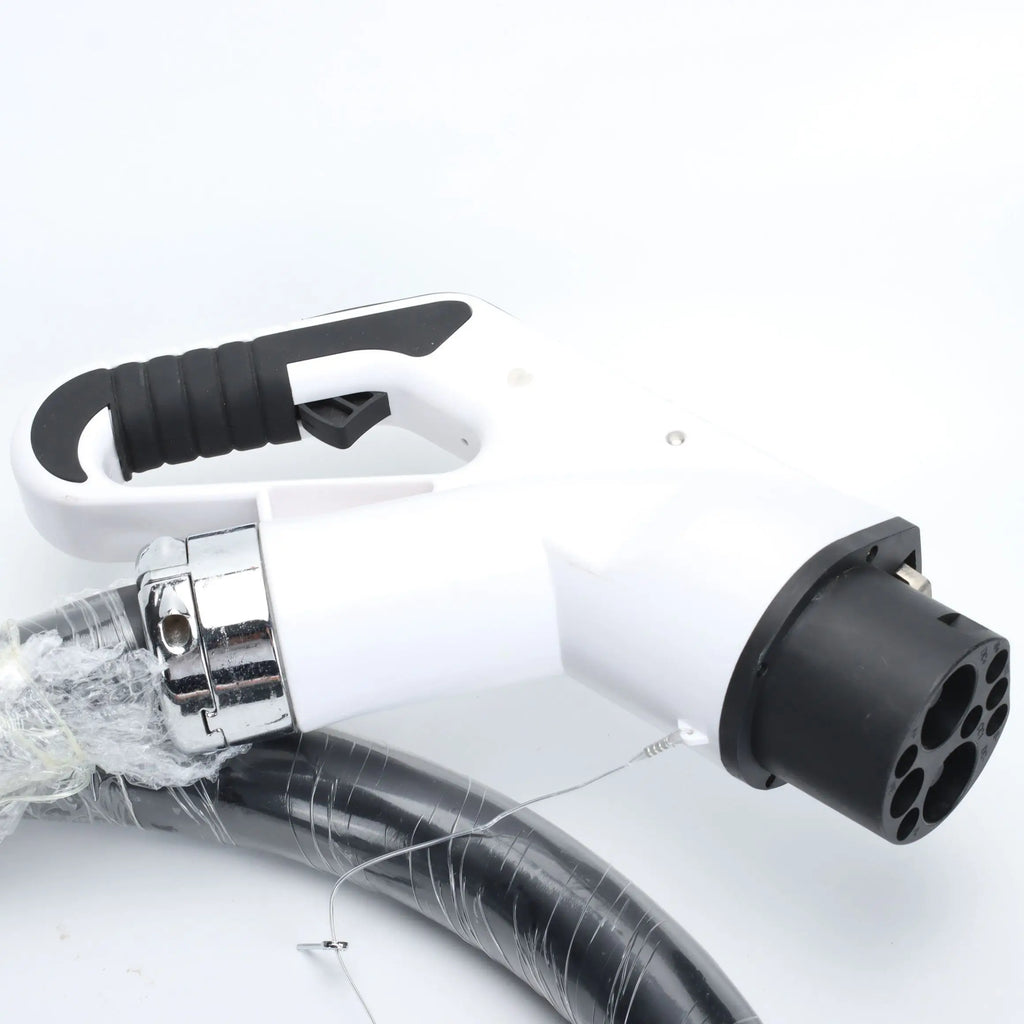 EVSE 250A GBT DC Charger With 2M Cable is Suitable For Exporting BYD Vehicle Accessories