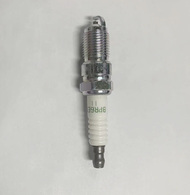 Hot Sale High Quality Spark Plugs BPR6EF-11 Wholesale Price Automotive Parts Accessories Spark Plug