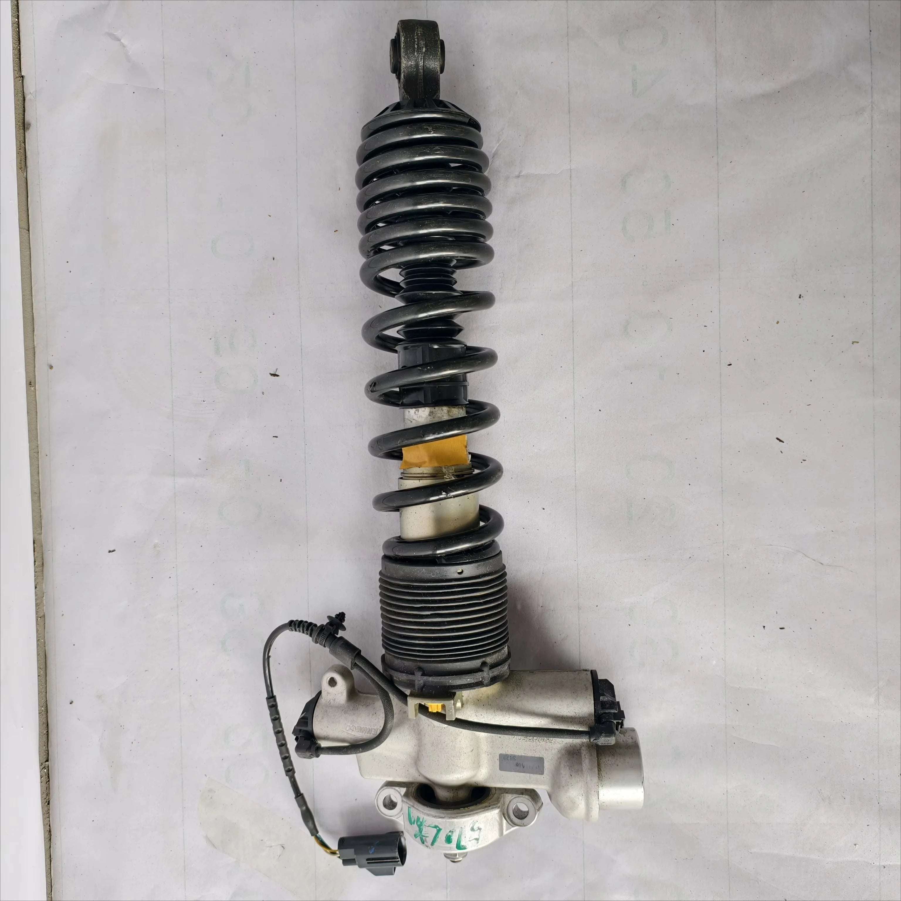 Hot-selling High Performance Automotive suspension system Auto Spare Parts Front shock absorber For Mclaren 570S 540S