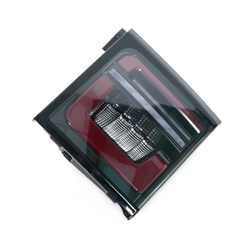 LED Rear Bumper Tail Light For Land Rover Discovery Sport 2020 2021 2022 2023 Brake Light Tail Lamp Assembly LR149765 LR149764