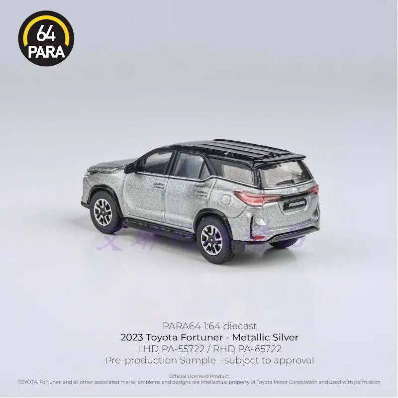 PARA 1:64 Fortuner 2023 Alloy Car Diecasts & Toy Vehicles Car Model Miniature Scale Model Car Toys For Children