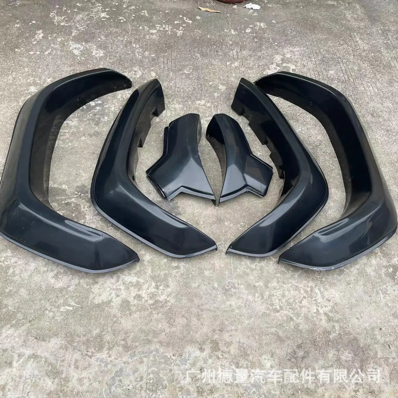 For Toyota Hilux Rocco 2021 Model Car Modification, Original Car Widened Wheel Arches In Black