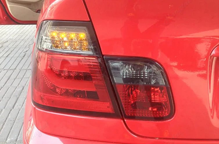 Pair Taillight assembly For 2001-2014 BMW 3 Series E46 318i 320 325 LED Modify the brake lights, reverse the lights，turn signal