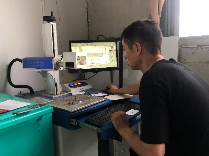 Computerized Embroidery Machine T-shirt Logo Cap Embroidery Industrial Grade Smart Motor High Speed for Home Business