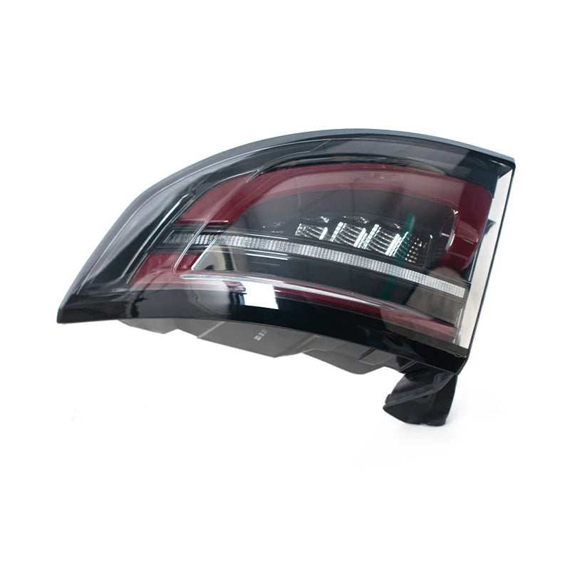 LED Rear Bumper Tail Light For Land Rover Discovery Sport 2020 2021 2022 2023 Brake Light Tail Lamp Assembly LR149765 LR149764