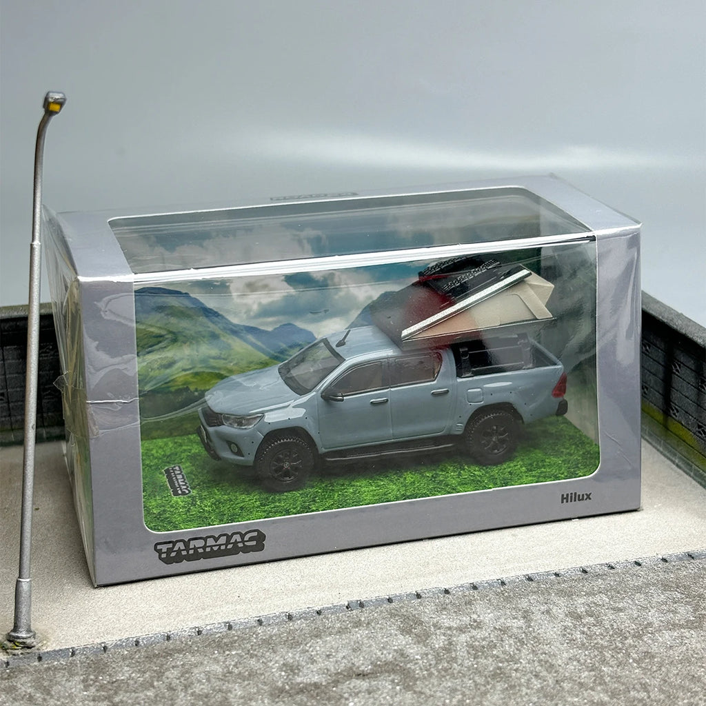 TW 1:64 Hilux diecast model car pickup