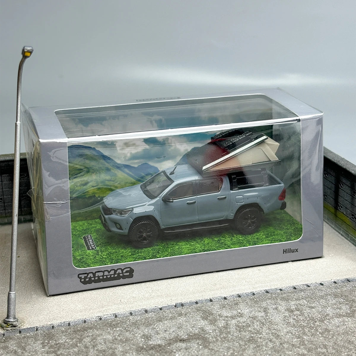 TW 1:64 Hilux diecast model car pickup