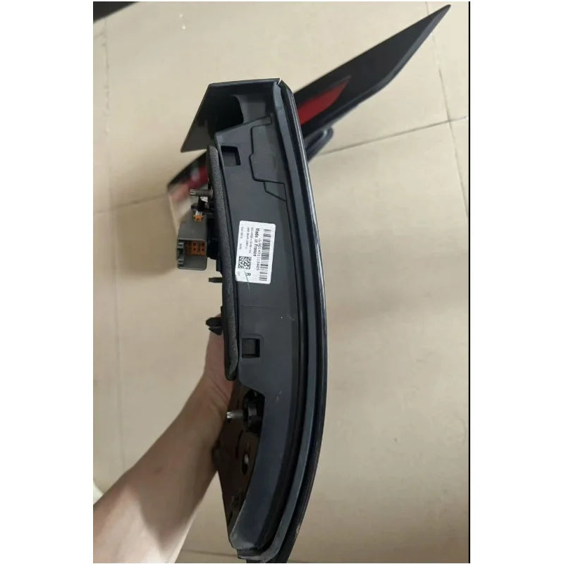 Suitable for Land Rover Discovery 5 L462 left and right brake light tail light rear light original used high quality EU version