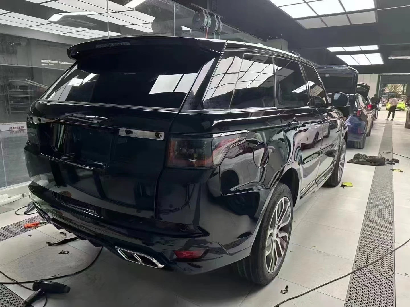 Hot Sale Upgrade Convert SVR Model Body Kit Facelift Big Surround Land  Range Rover Sport L494 2014-2017 up to 2018-2022