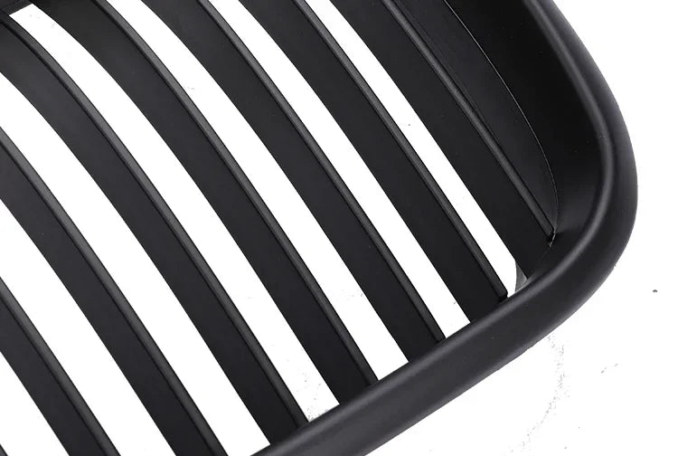 Front Bumper Lower Kidney Inside Grills Ventilation M Style Chrome Design Grille Facelift For BMW 5 Series E39 1997 -2003 LCI