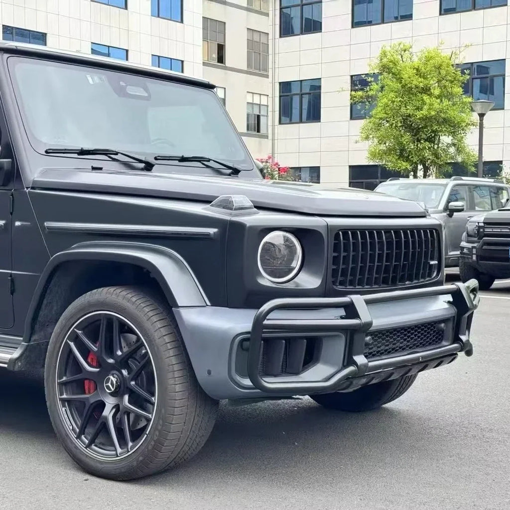 Suitable for  1:1 front shield with  G-Class W465 G63 grille