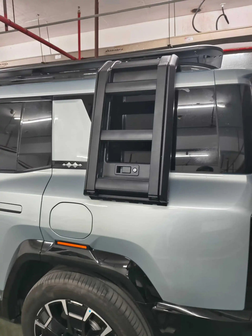 Off Road Aluminum Car Luggage Rack Roof Rack Side Ladder Side Storage Box For BYD Leopard 5 8 Titanium 3 7 Exterior Accessories