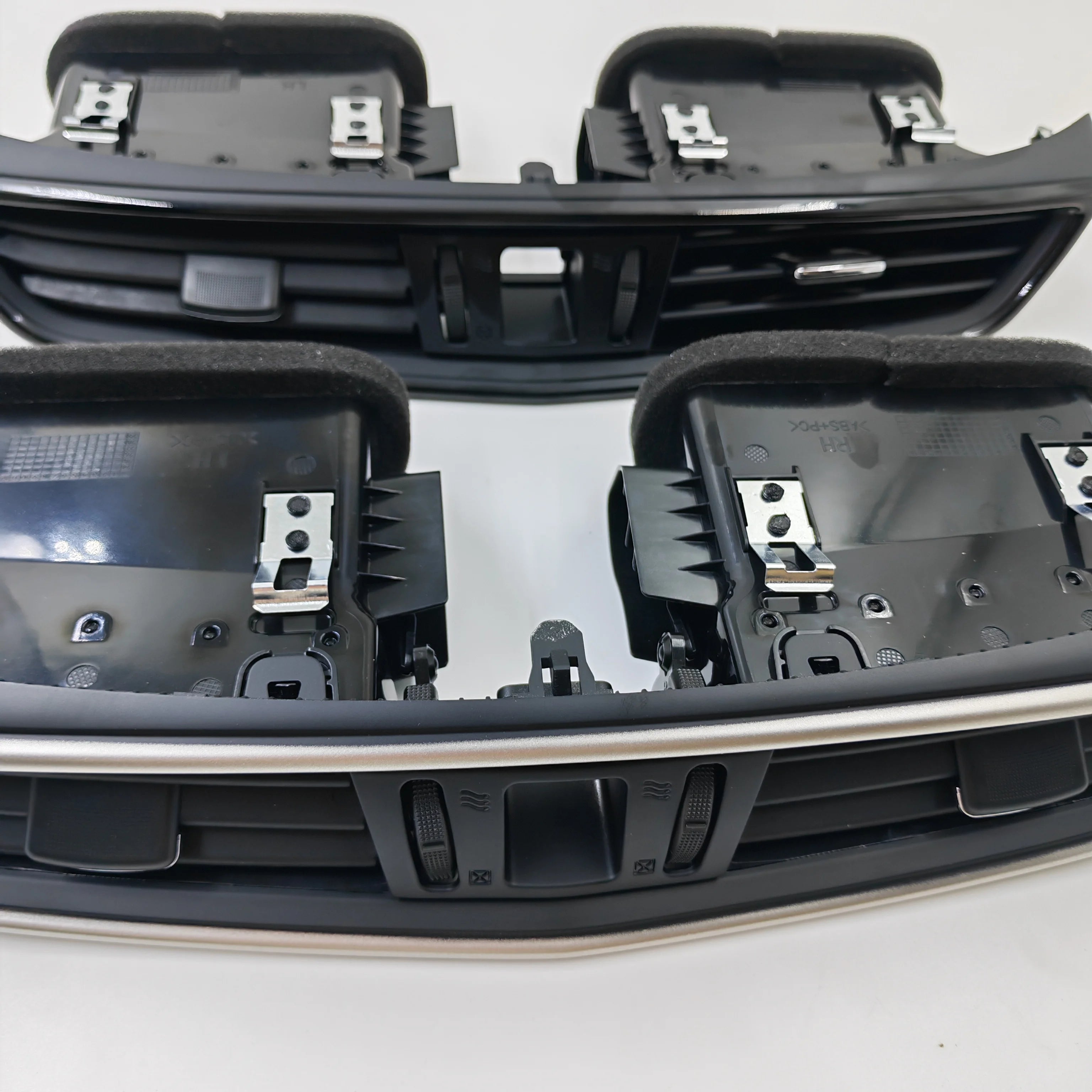 Auto Front Middle Dashboard Air Conditioning Outlet A/C Vent for Nissan X-Trail 2014 2015 2016 Qashqai 2016 2017 2018 2019-2021