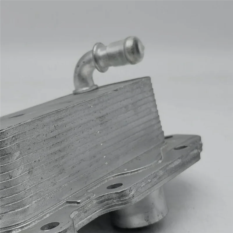 Spare Parts Oil Cooler LR075630 LR073678 JDE382 For Jaguar Land Rovor Range Rover Velar