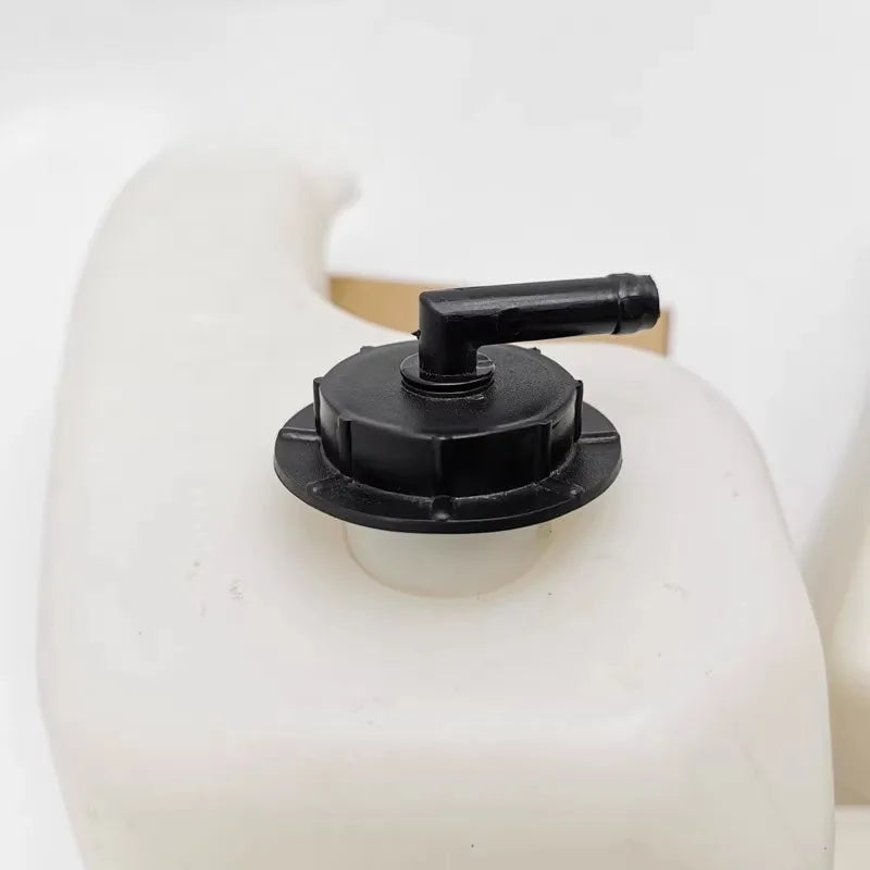 F3-1311100-C2 Coolant Overflow Bottle Expansion Tank Reservoir Tank Assembly for BYD F3 G3 F3R L3  EQEA-1311010