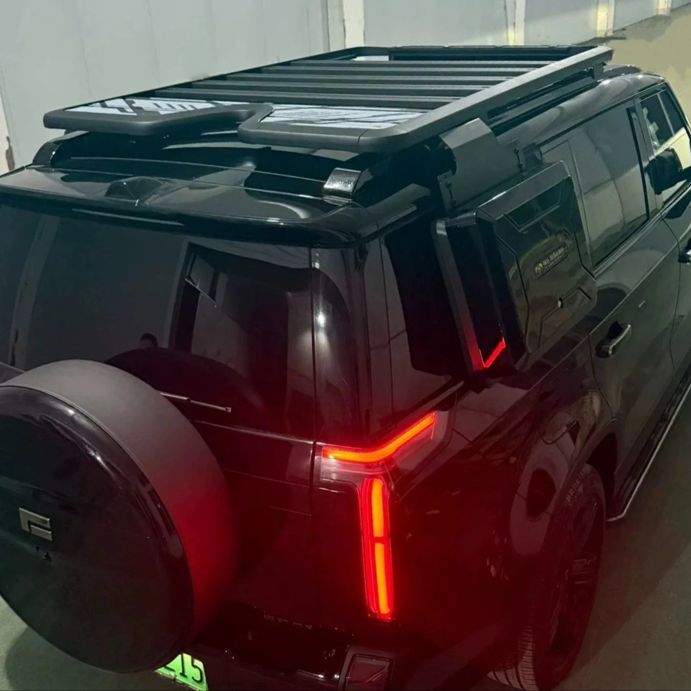 For Rox 01 Accessory Features A High-quality Aluminum Roof Luggage Rack And Luggage Box Platform For Rox 01 Car Accessories